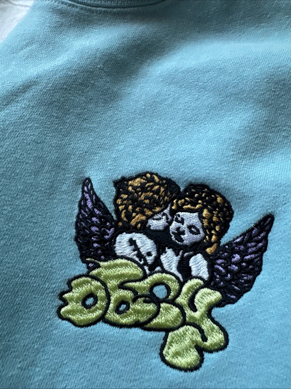 Obey Sky Blue Crewneck Sweater with Cherub Angels Kiss size M - Picture 7 of 8